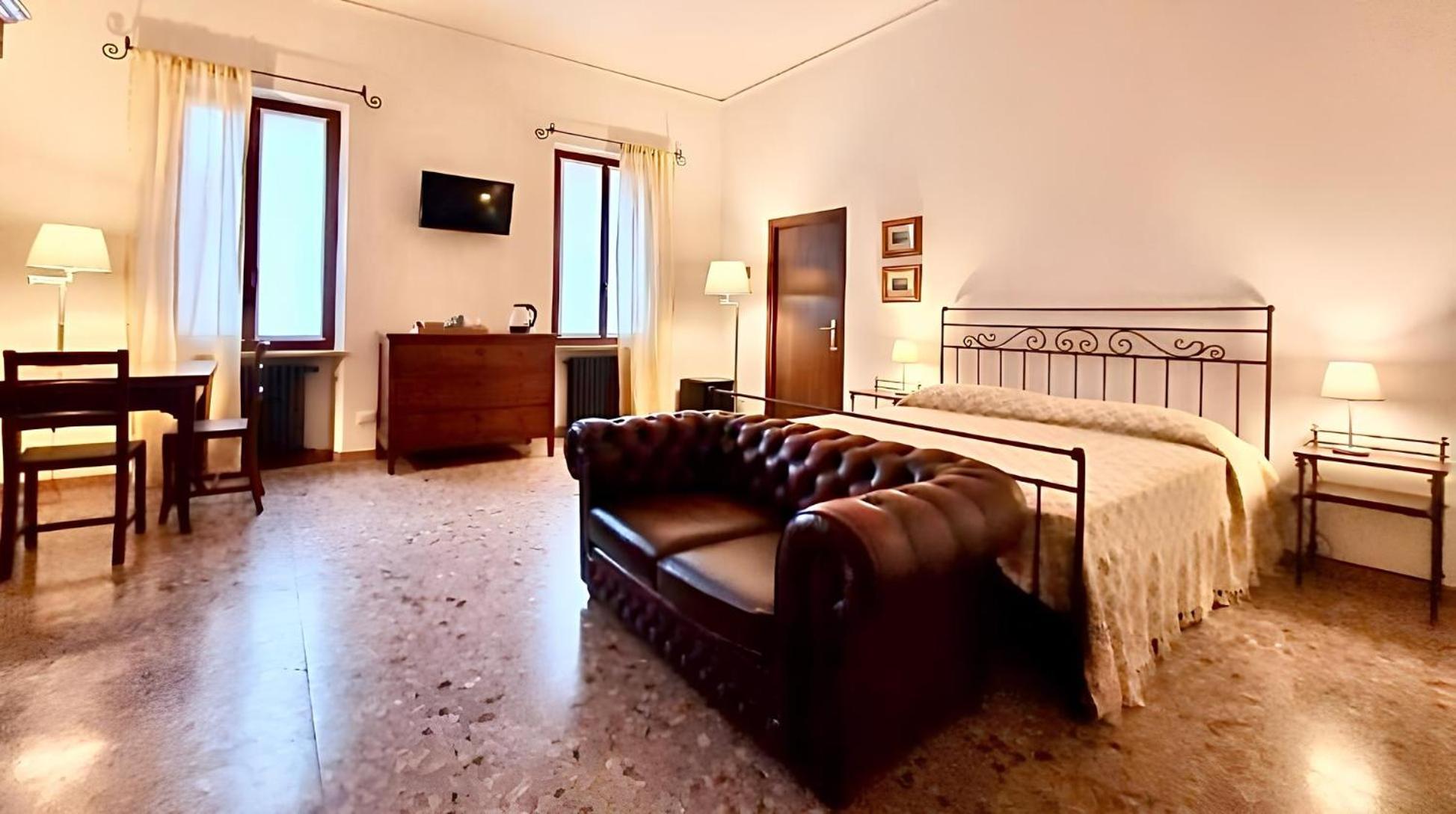 Elle Palace - Simply Elegant Βερόνα Εξωτερικό φωτογραφία
